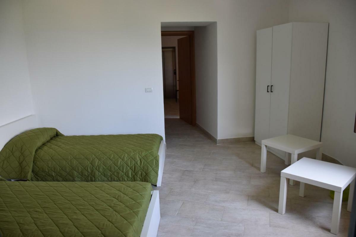Ostello della Gioventù Massimo Troisi Oliveto Citra Extérieur photo
